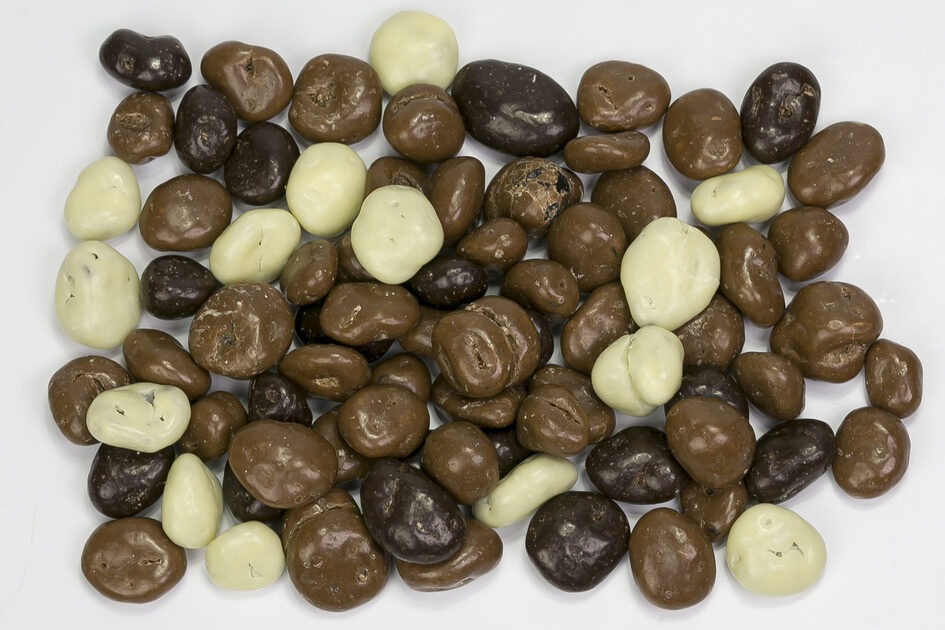Chocolate raisins jumbo mixed